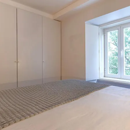 Fancy Duplex W/ Patio By Lovelystay *
