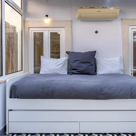 Διαμέρισμα Fancy Duplex W/ Patio By Lovelystay Lisboa