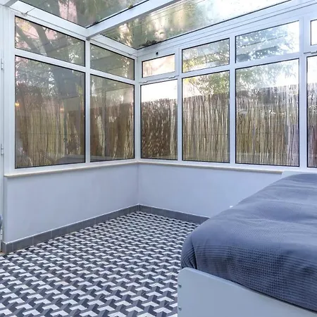 Fancy Duplex W/ Patio By Lovelystay * Lisboa